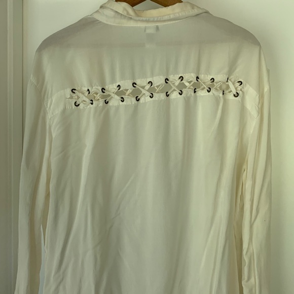 Forever 21 ling sleeve collared white shirt size L - Picture 5 of 6